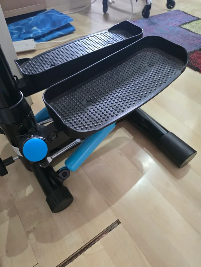 Máquina de Steps con Pantalla Digital