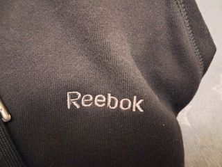 Sudadera Reebok cremallera negra talla M