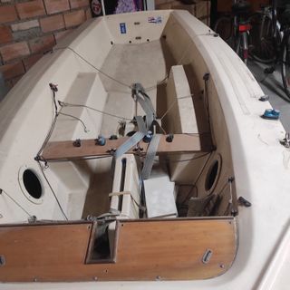 Vaurien: Barco de vela ligera