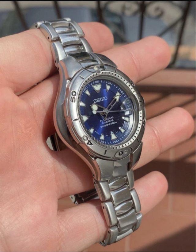 Reloj Seiko Perpetual Calendar Diver's 200m