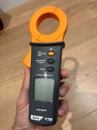Pinza Amperimétrica HT77N