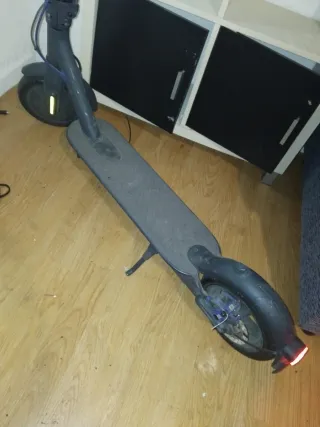 Patinete Eléctrico Xiaomi Poco Uso