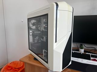 PC Gaming i7 RX 5700 XT 16GB RAM 850W