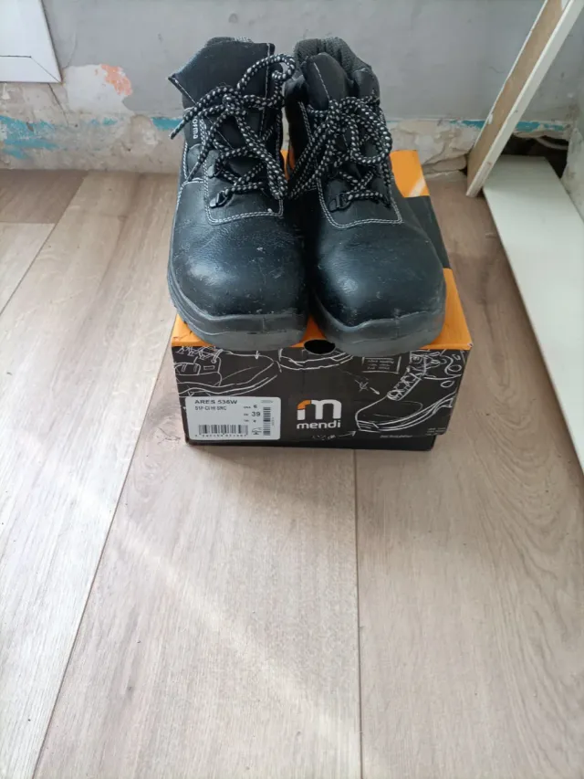 Botas de seguridad Mendi negras