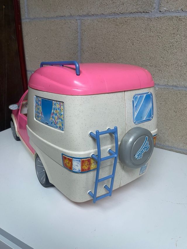 Barbie Caravana / Camping