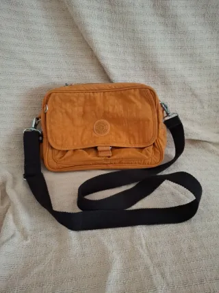 Bolso Kipling Naranja y Negro