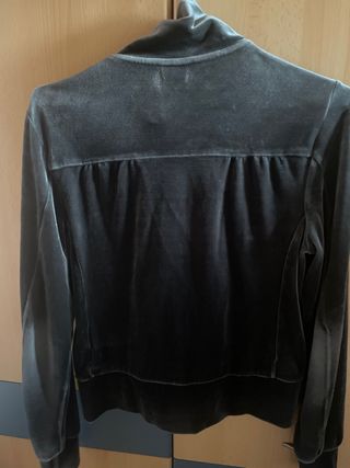 Chaqueta Nike verde con bolsillos