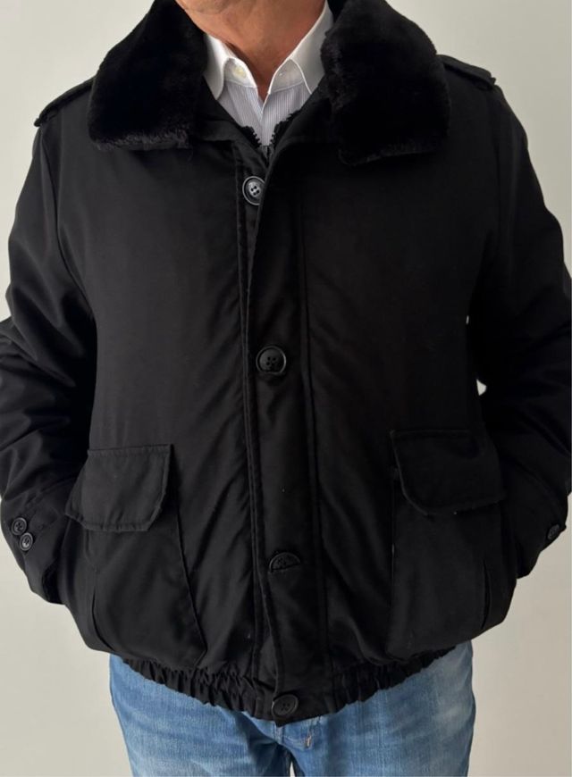 Gubbino nero con collo di pelo 