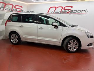 Peugeot 5008 Sport Pack 1.6 THP 156