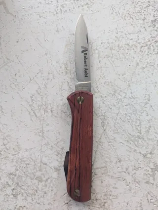 Coltello Robert Aebi lama EKA e manico in legno