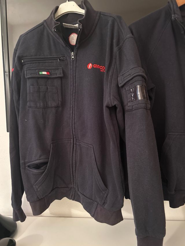 Due felpe blu da lavoro