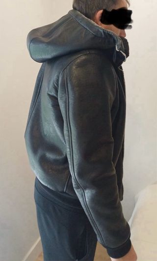 Chaqueta Bomber DSQUARED2 con capucha.