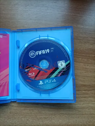 FIFA 19 PS4 (PlayStation 4)