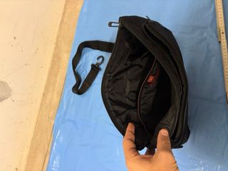 Borsa a tracolla nera Roncato