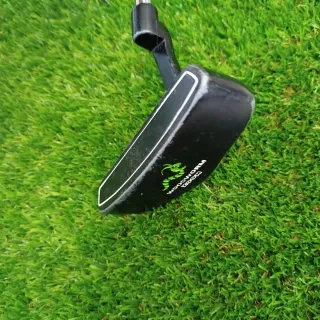 Putter Woodworm Golf