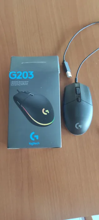 Ratón Gaming Logitech G203 Lightsync RGB
