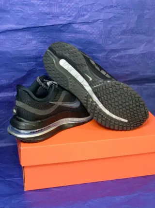 Nike Pegasus Premium Scarpe Donna Nero Grigio