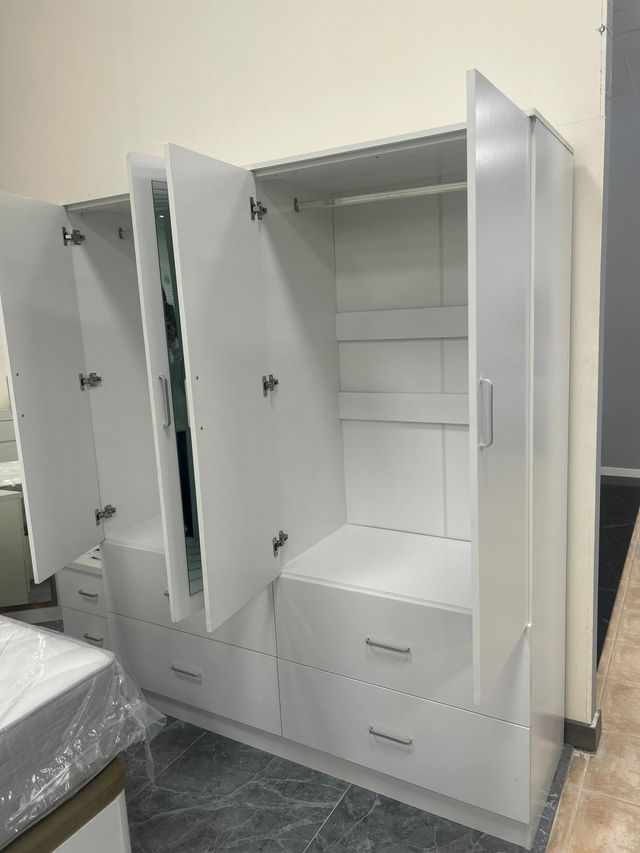 Armario 4 puertas blanco con espejos 2 NUEVO