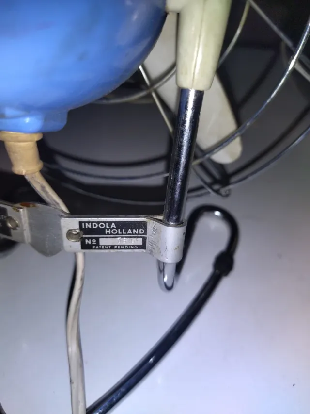 Ventilador INDOLA antiguo