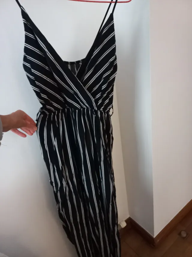 Mono veraniego rayas blanco y negro