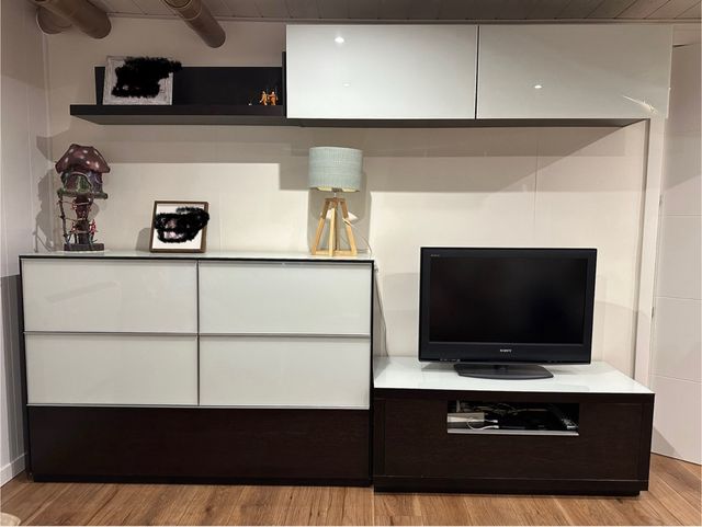 Mueble salón modular wengue y blanco