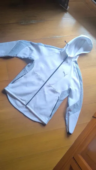 Chaqueta Puma Blanca y Gris con Capucha