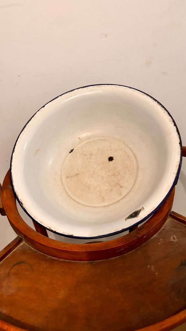 Mueble lavadero antiguo madera y metal