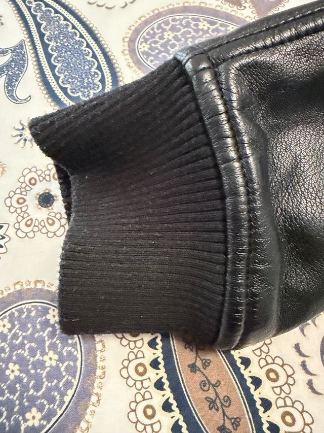 Chaqueta Levi's Negra Forrada  100% poliester