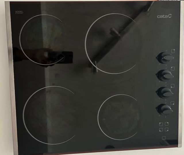 Vitrocerámica Cata 4 fuegos