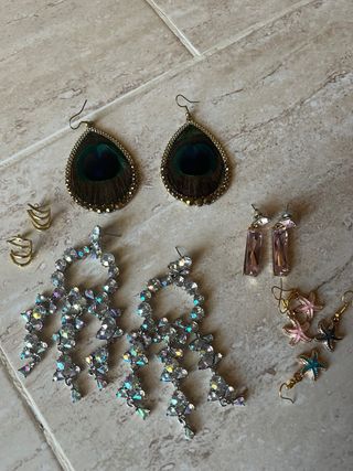 Lote de bisutería variada