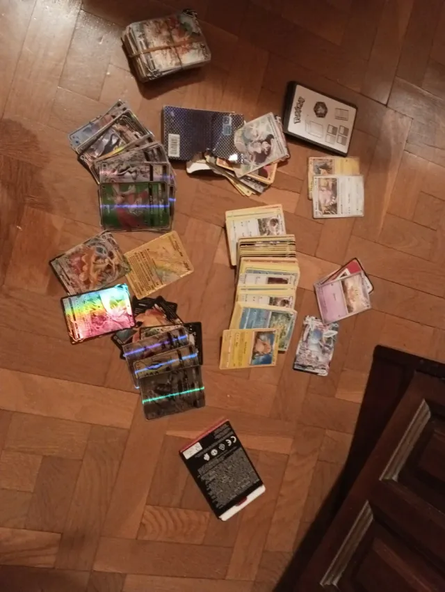 Cartas Pokémon Variadas