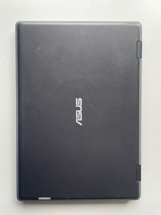 Ordenador portátil ASUS negro