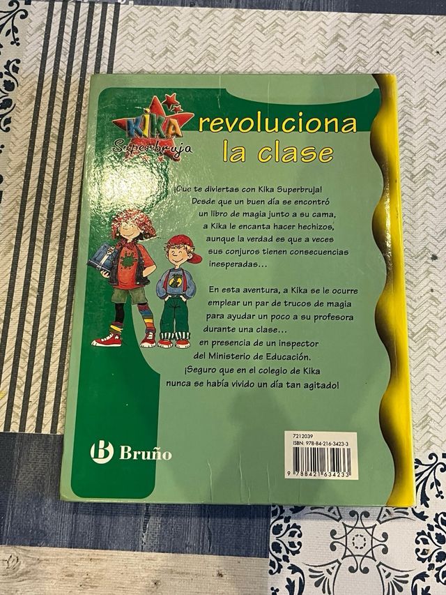 Libros de Kika superbruja