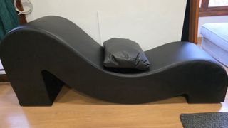 Sofá diván negro piel sintética