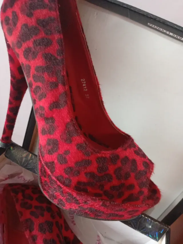 Zapatos de tacón leopardo rojo talla 37