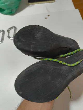 Pies de gato escalada niños