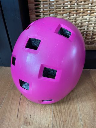 Casco patines rosa talla S