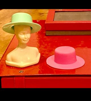 2 Cappelli Barbie anni 80 Ottimo stato