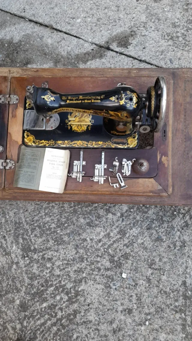 Máquina de coser antigua año 1926