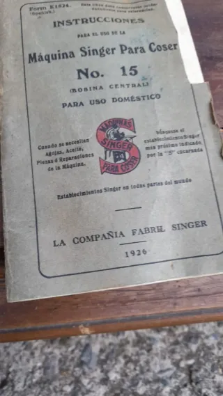 Máquina de coser antigua año 1926