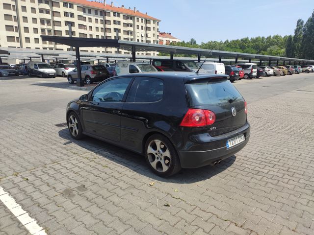 🚗 Golf GTI 2.0 TFSI 200CV DSG