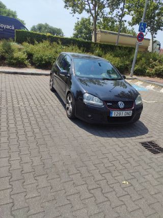 🚗 Golf GTI 2.0 TFSI 200CV DSG
