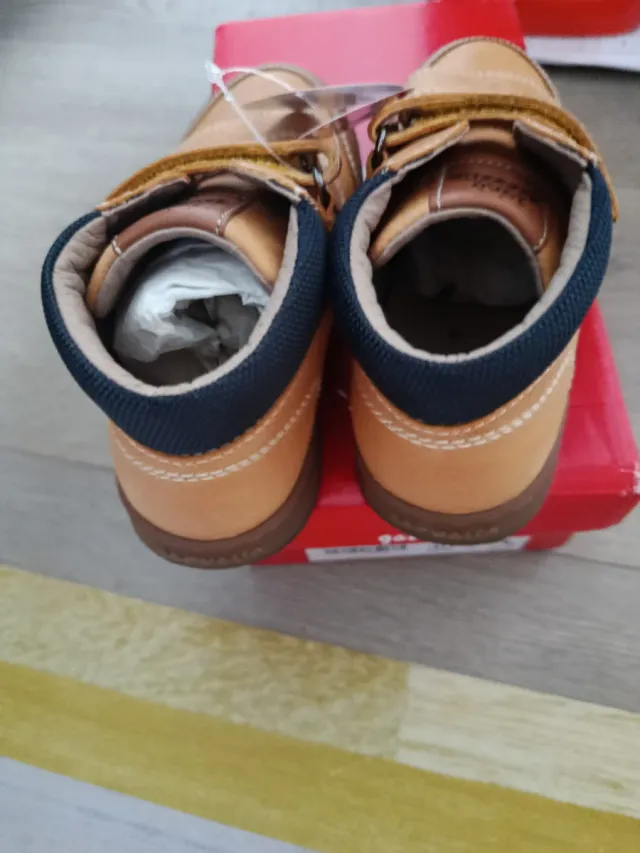 Botín Garvalin niño talla 30 a estrenar