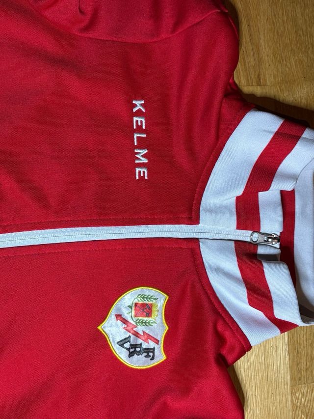 Chaqueta Kelme Rayo Vallecano Talla M \ S