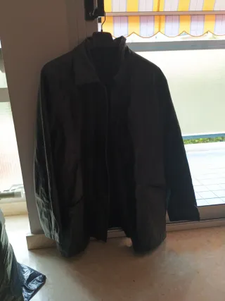 Chaqueta de piel negra/gris