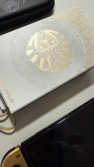 Nintendo Switch OLED Zelda Tears of Kingdom