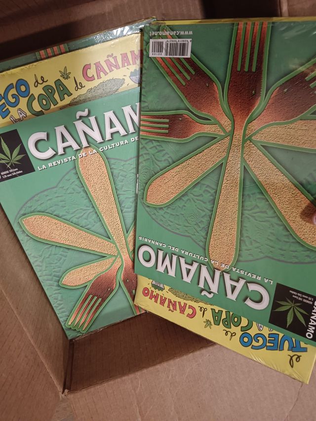 LOTE 295 MARIA - LIBROS, MERCHAN, ARTICULOS COLECC