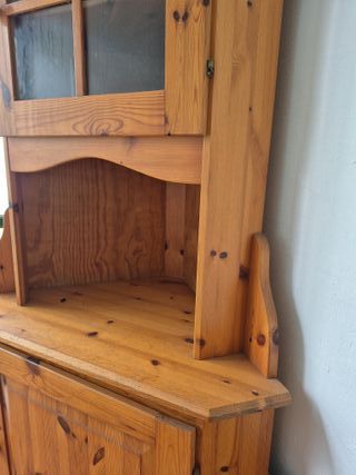 Vitrina rinconera madera rústica