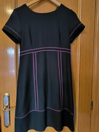 Vestido negro Mango manga corta
