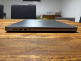 MacBook Pro 16 512GB SSD 16GB RAM